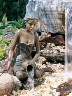 Bronzefigur Elonie Groß (Art.Nr. 88428)